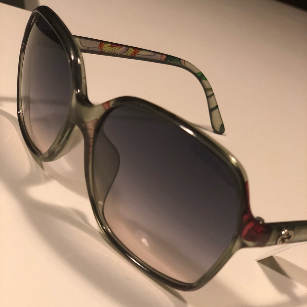 Gucci floral sunglasses